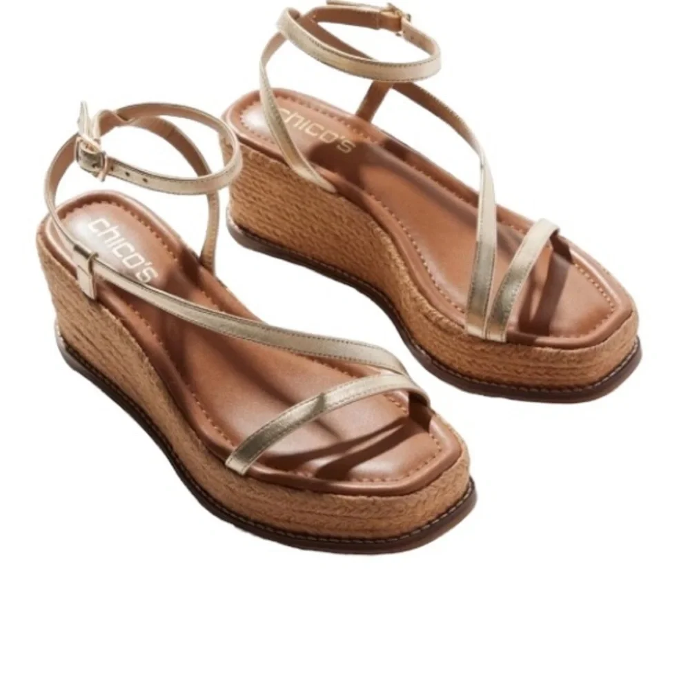 Chicos Shoes Women's Sz 9 Gold Carlina Wedge Espadrille Sandals Leather Boho NEW
